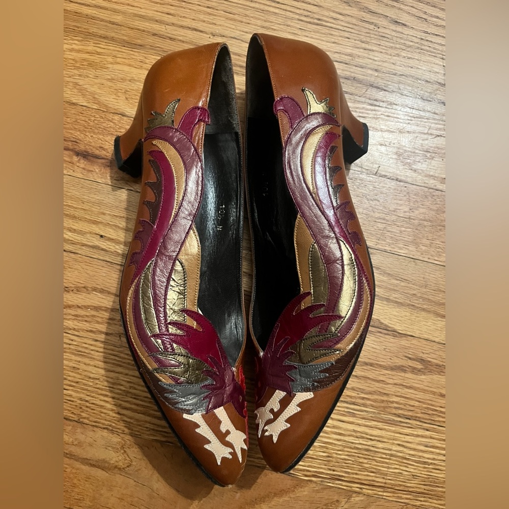 Vintage Margaret J Bird low heel